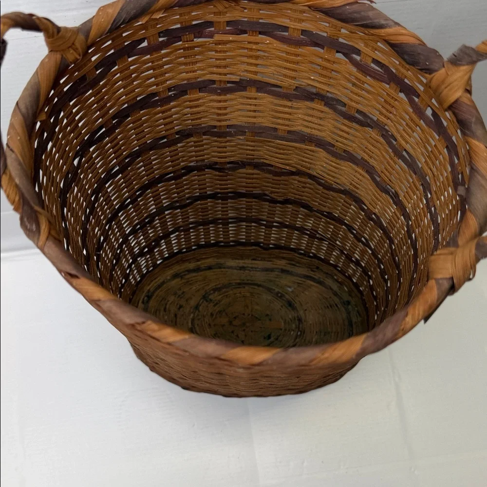 Source Unknown Rustic Brown Woven Basket 12x7 with Handles